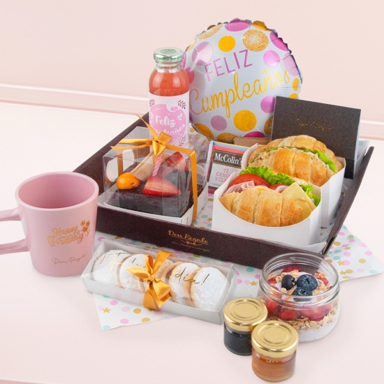 Desayuno De Cumpleaños Para Ella