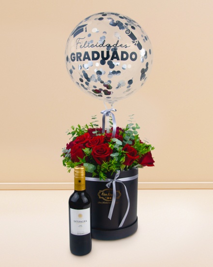 Regalo de graduación box de rosas y vino