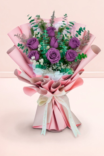 Arreglo de Rosas Lilas para Mujer