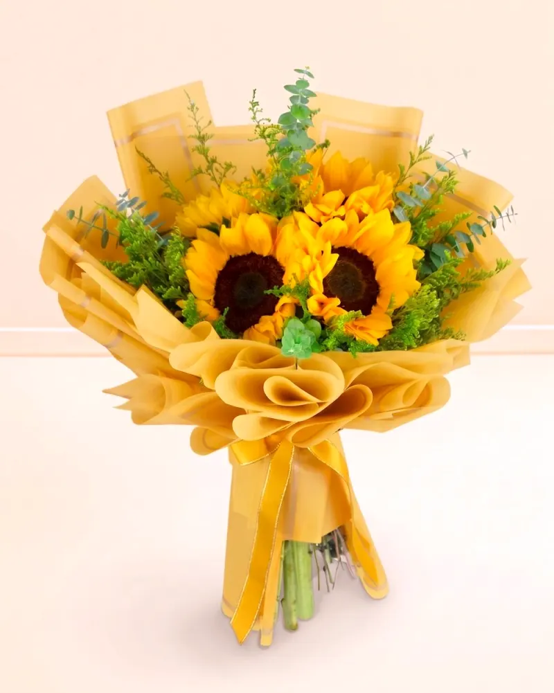 Ramo de 4 girasoles radiantes