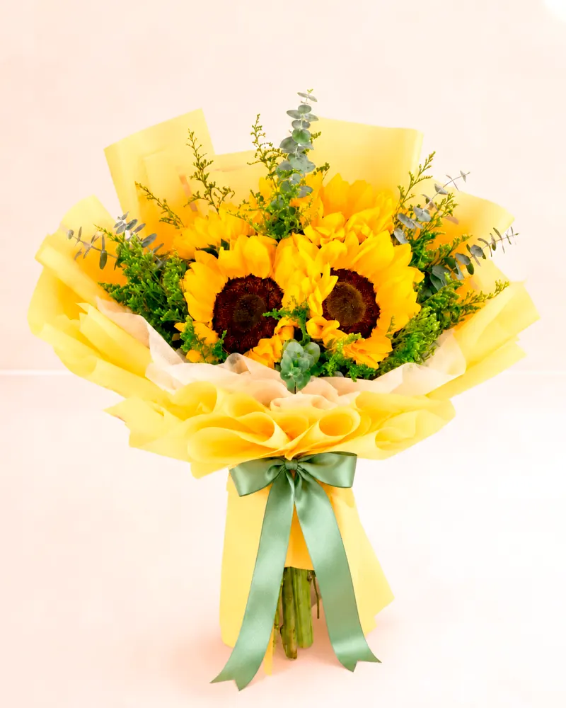 Ramo de 4 girasoles radiantes